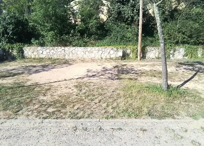 مكان تخييم Parc Gualba Gualba de Dalt