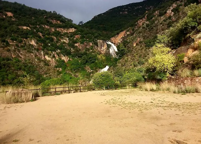 مكان تخييم Parc Gualba *